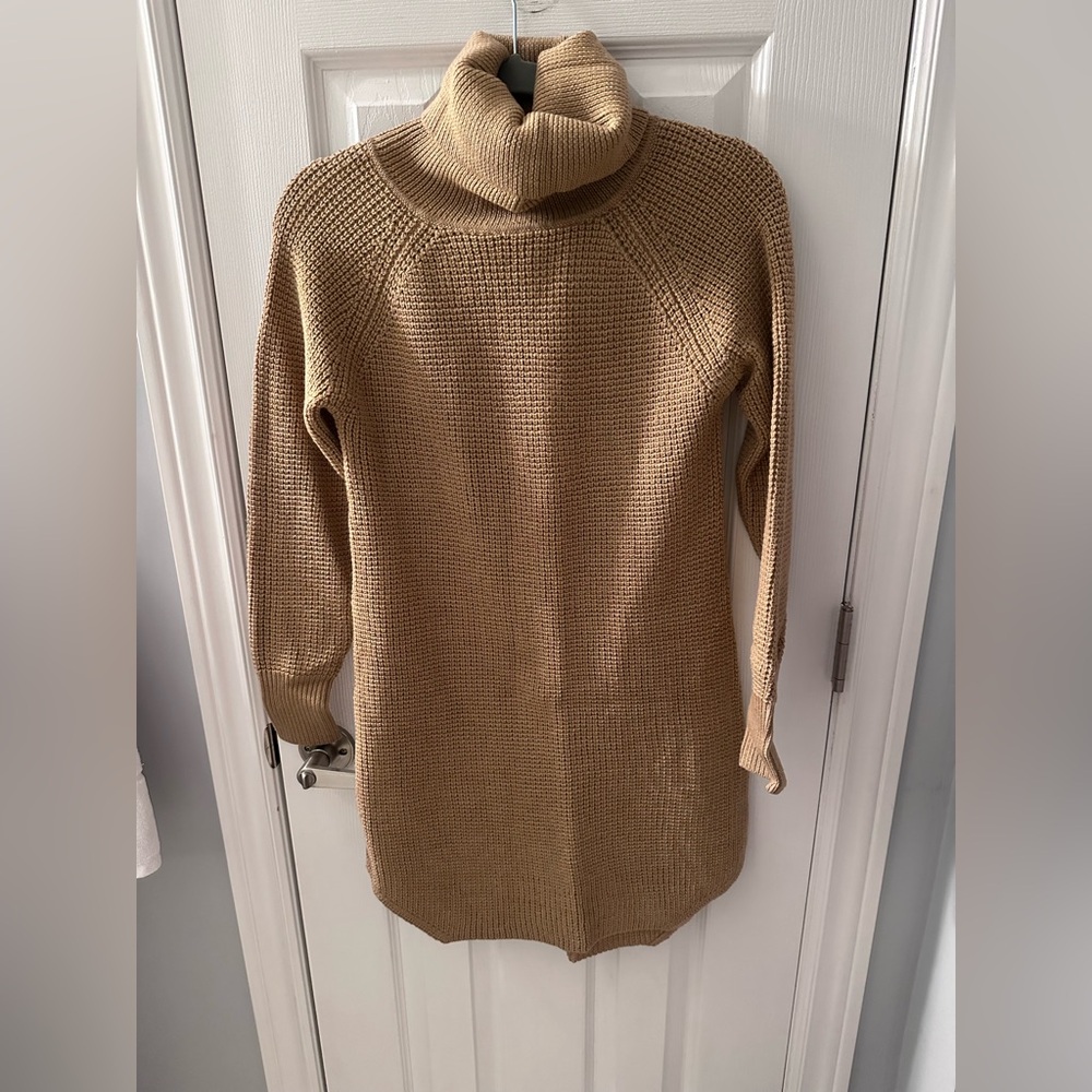 Aritzia 100% wool sweater dress, xxs, new